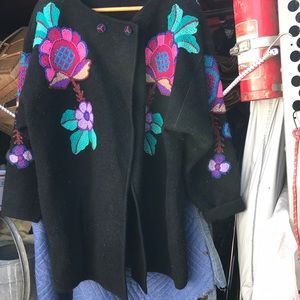 Embroidery wool coat
